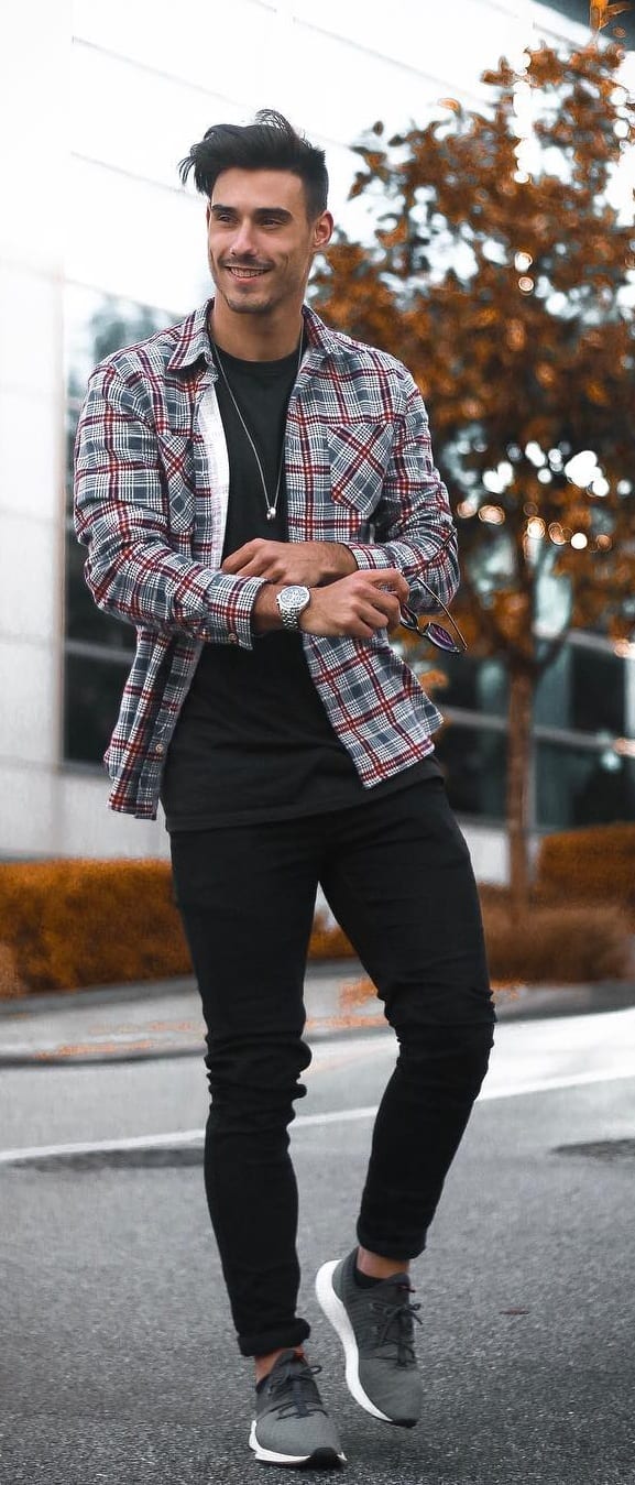 Urban Street Style with a Relaxed Blazer Look